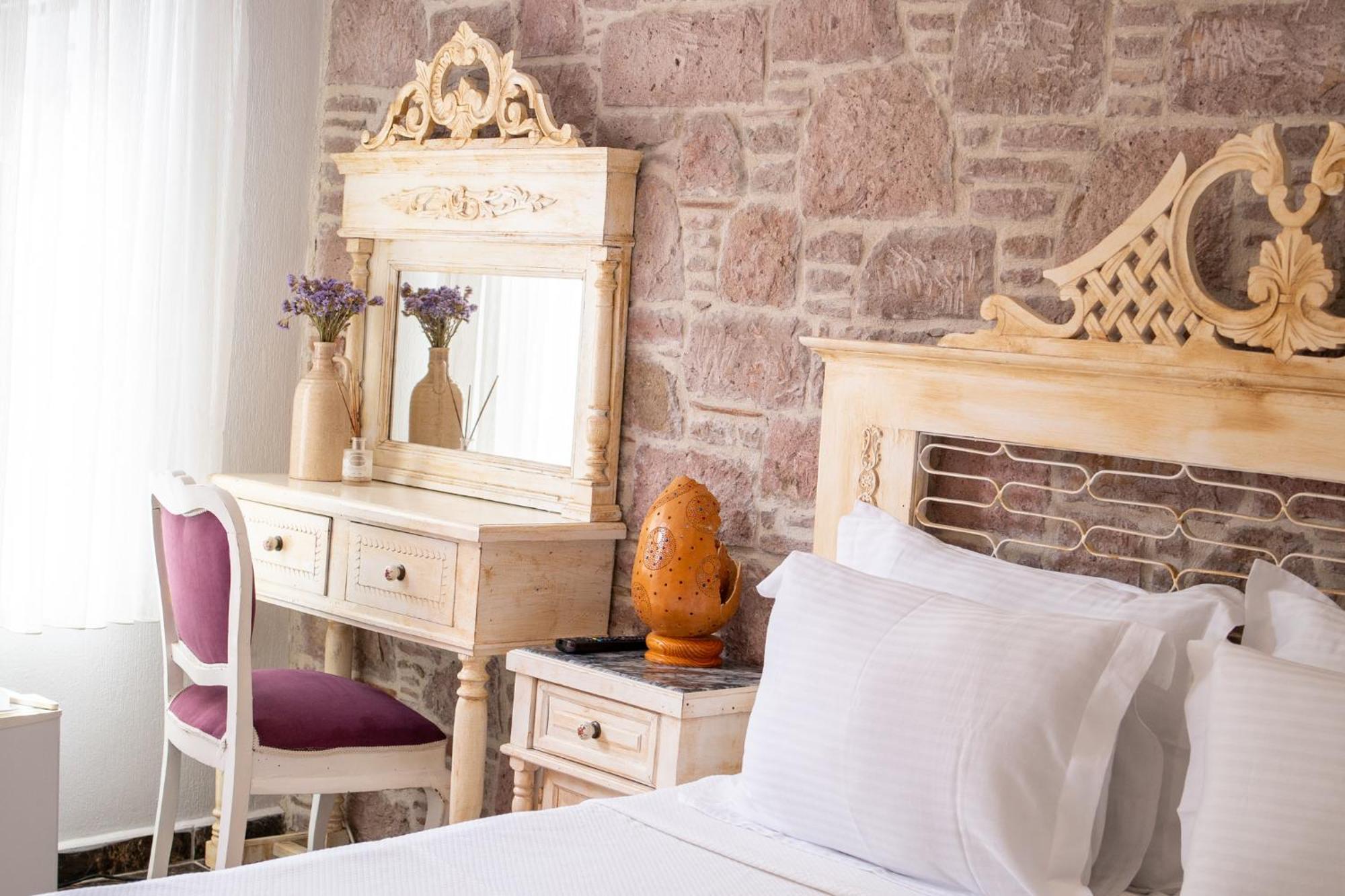 Cunda Mor Limon Otel Ayvalik Luaran gambar